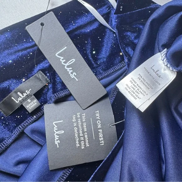 Lulu’s Starry Night Blue Velvet Dress Size Small NWT - Picture 9 of 10